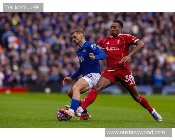 英超切尔西主教练批评球队表现,球员面临严峻考验 英超切尔西主教练批评球队表现,球员面临严峻考验